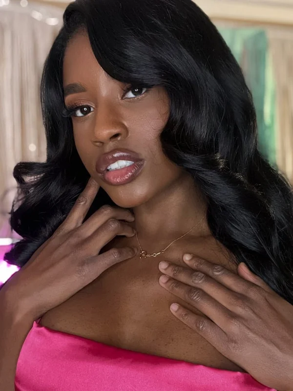 Nicolekittxo OnlyFans glamorous creator