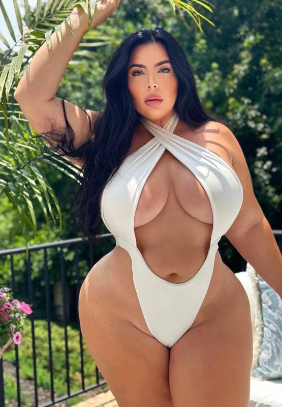 Nicole Nurko OnlyFans profile