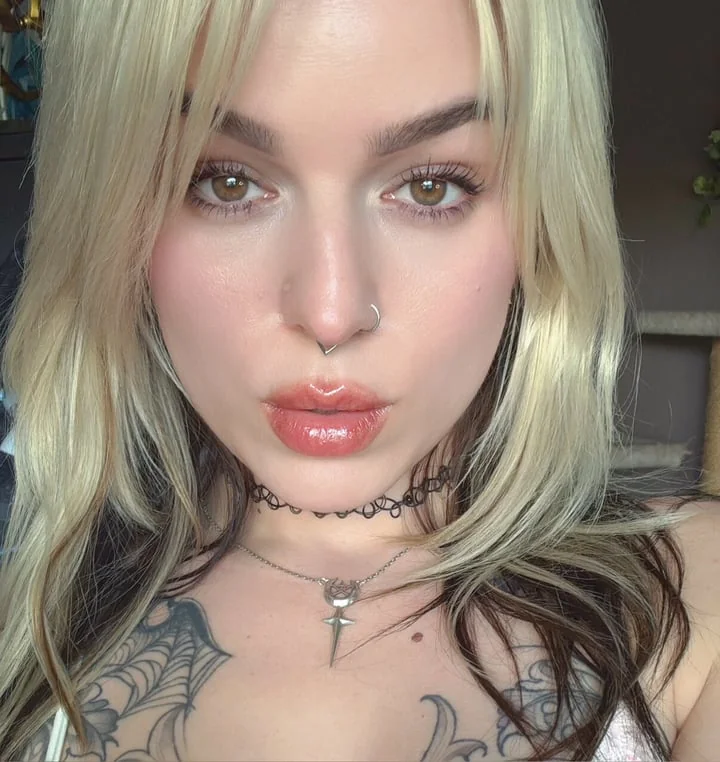 Nicoletters OnlyFans Profile Nicoletters OnlyFans alternative tattooed creator