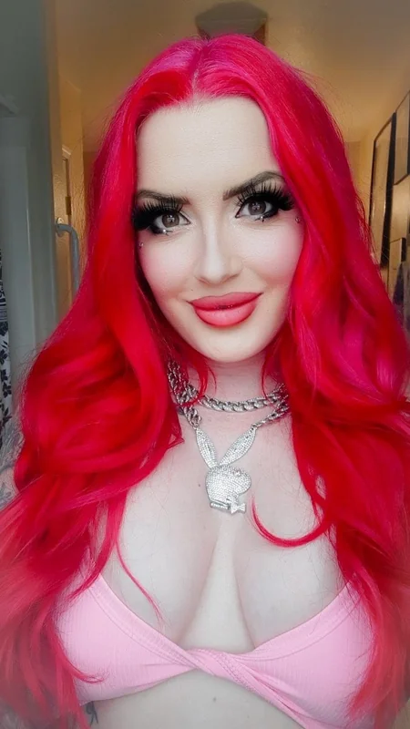 Nikkiice OnlyFans Curvy Creator