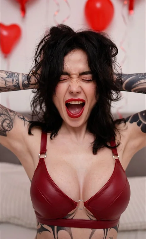 Nikky 🖤 OnlyFans profile