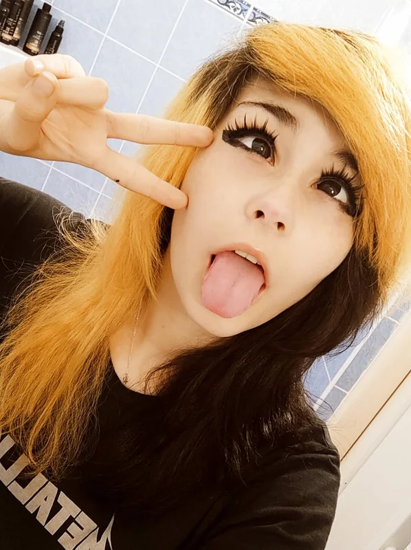 Niyokochan OnlyFans Profile Picture Niyokochan OnlyFans feet content creator