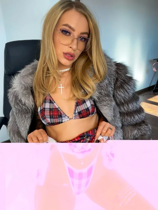 Nmskkk5 OnlyFans Blonde Creator