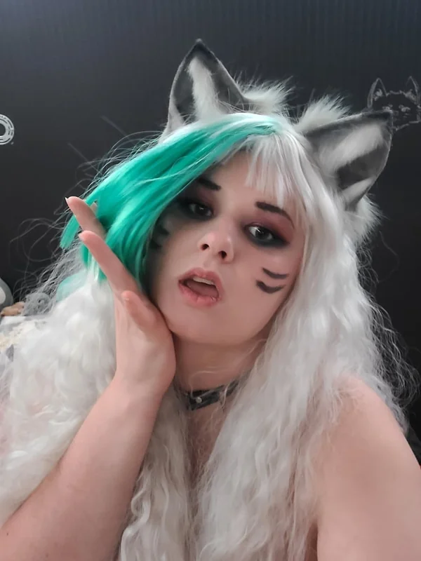 Notsafeforcon OnlyFans profile