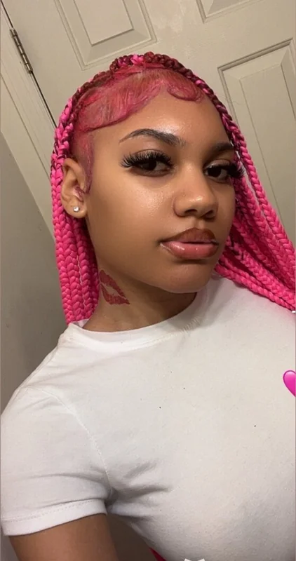 Seven OnlyFans Profile Seven OnlyFans creator with a playful attitude
