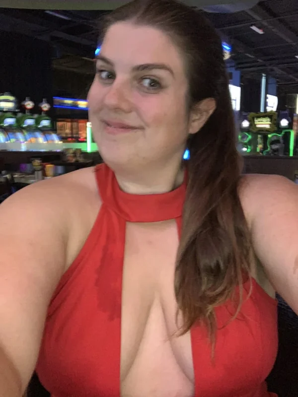 Brooke OnlyFans Profile Brooke OnlyFans Curvy Brunette