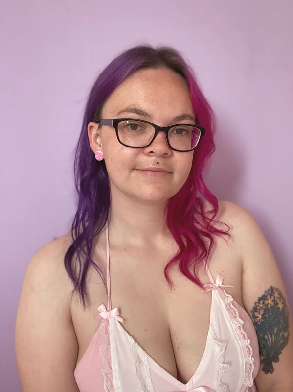 Ocean OnlyFans Creator Ocean OnlyFans creator with cute pastel aesthetics