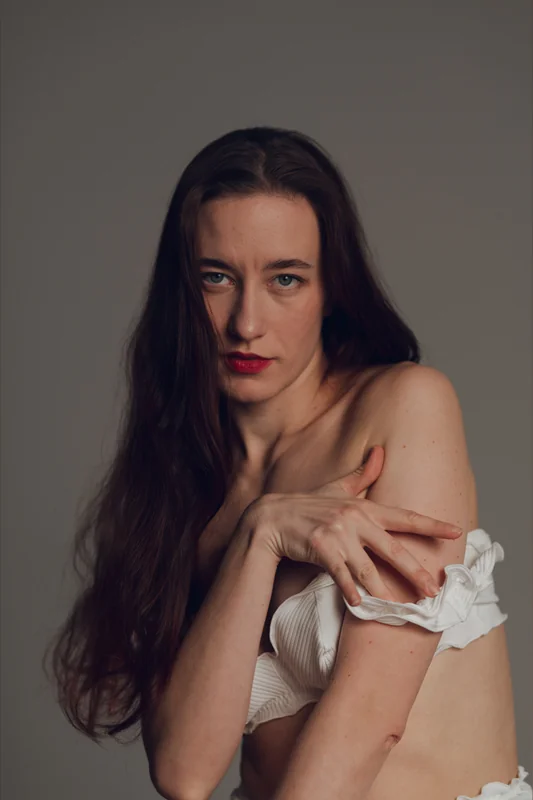 Odarik OnlyFans Profile Odarik OnlyFans Ukrainian model and photographer