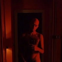 Oliraptor OnlyFans Profile Oliraptor on OnlyFans showcasing artistic content