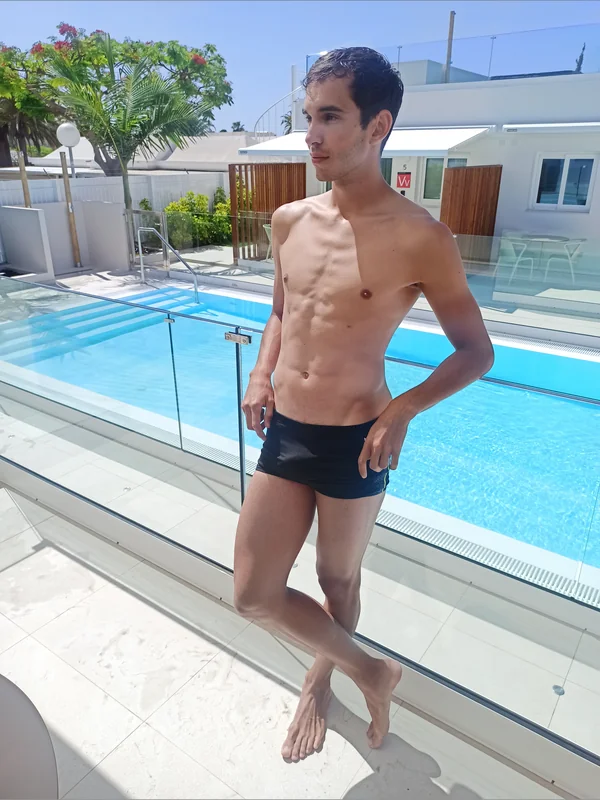 Oliver Reyes OnlyFans profile