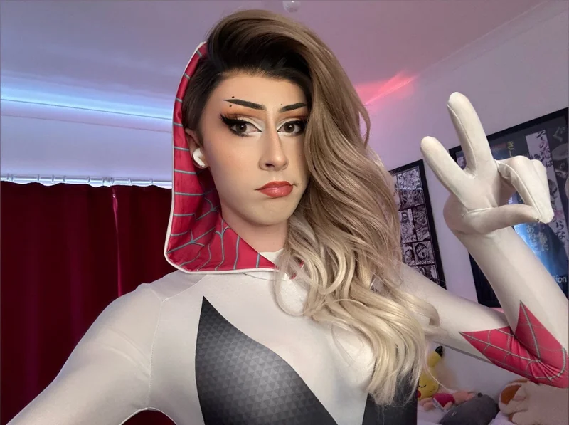 Olympia ‧ʚɞ‧ OnlyFans creator with exclusive content