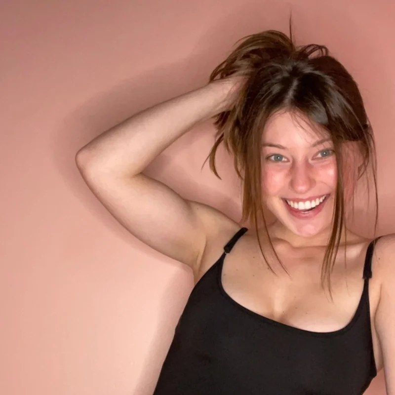 Onegirlnextdoor - OnlyFans Creator Profile Picture