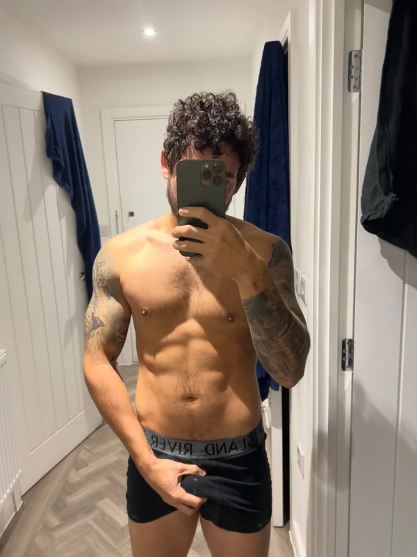 Onescratchy OnlyFans Creator Onescratchy OnlyFans creator with exclusive content