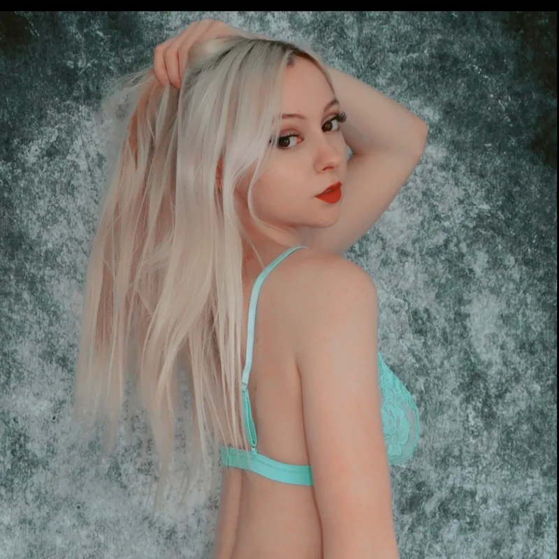 Onlyambrefree - OnlyFans Creator Profile Picture