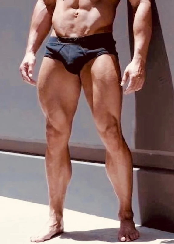 OnlyYours33 OnlyFans Creator Image OnlyYours33 OnlyFans ex professional athlete
