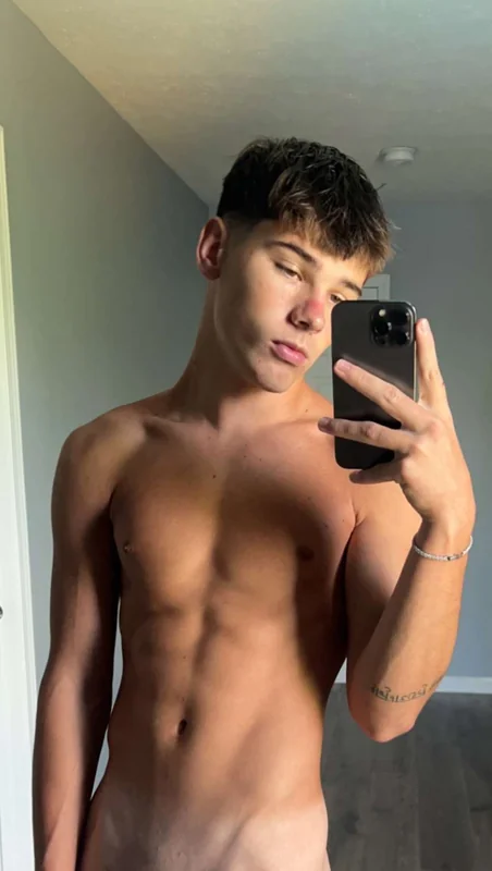 Opashvip - OnlyFans Creator Profile Picture