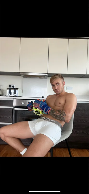 Oscar OnlyFans Profile Oscar on OnlyFans with playful vibe