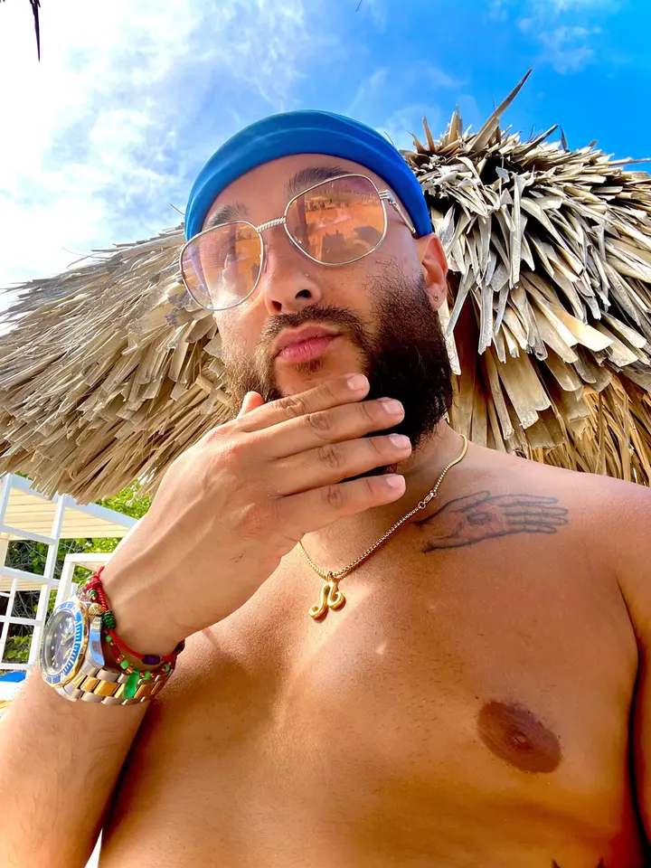 O - OnlyFans Creator Profile Picture