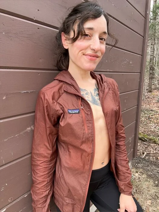 Rachel Olivia OnlyFans outdoorsy creator
