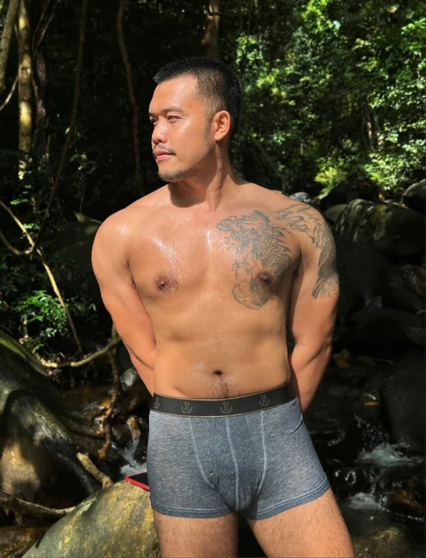 PAOLOEST 22 on OnlyFans PAOLOEST 22 OnlyFans creator from Thailand