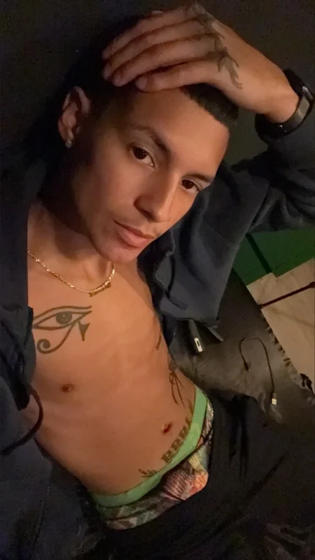 Papiiace OnlyFans Creator Papiiace OnlyFans creator with enticing content