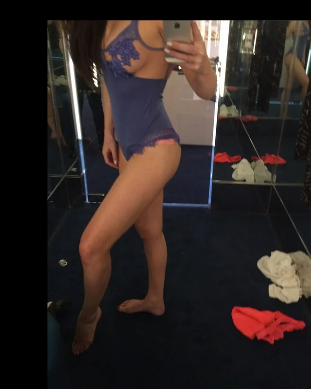 Yours OnlyFans Creator with flirty content