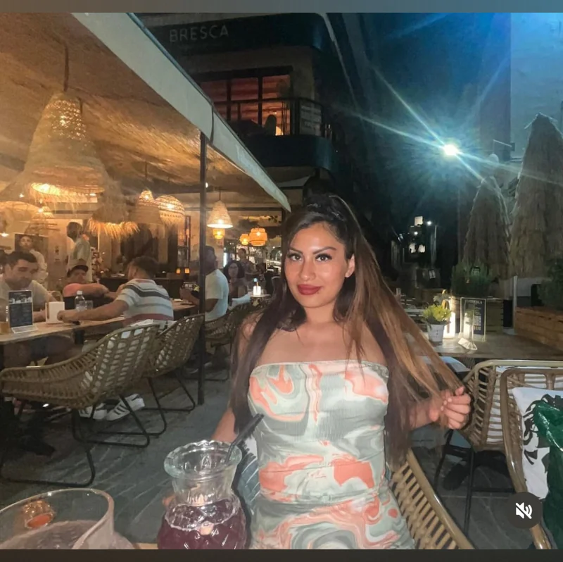 Paraíso Kandyyyy OnlyFans creator with captivating content