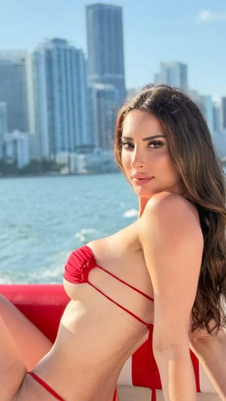 P̷A̷T̷R̷I̷C̷I̷A̷ C̷A̷S̷T̷I̷L̷L̷O̷ - OnlyFans Creator Profile Picture