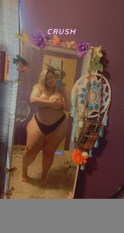 Sunny Breean OnlyFans profile