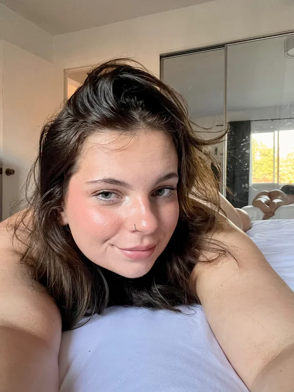 Peach🍑 OnlyFans creator with all natural bubble butt