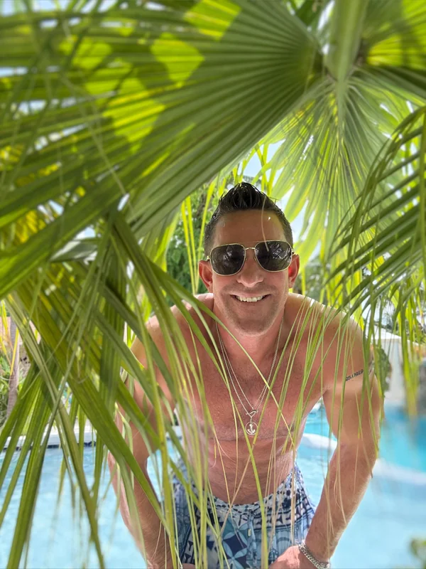 Peterhunz on OnlyFans inviting discussions