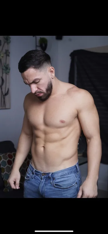 Petergreenx OnlyFans Profile Petergreenx OnlyFans Athletic Male