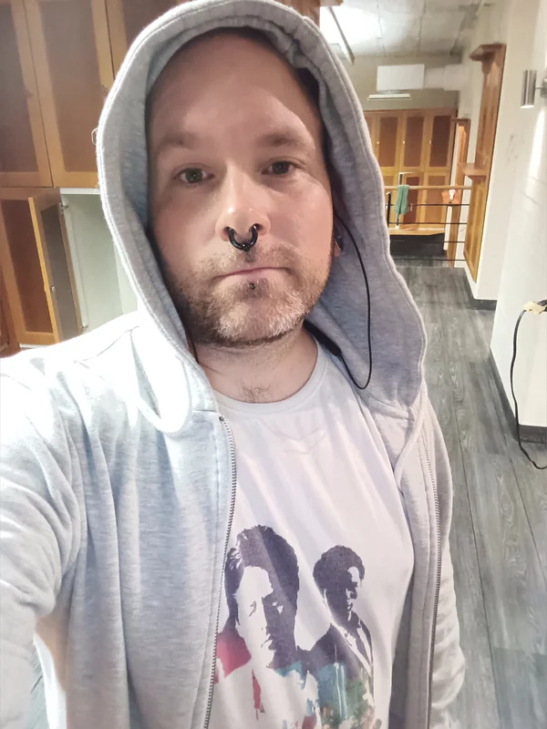 Pierced daddy OnlyFans Profile Pierced daddy OnlyFans creator with exclusive content