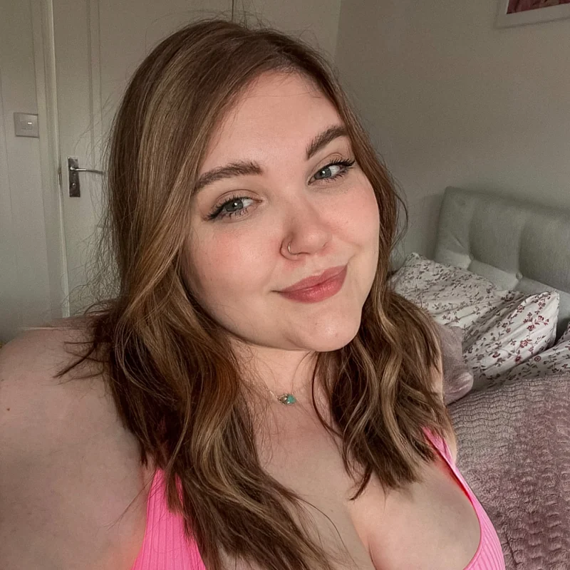 Pip DM me! OnlyFans profile