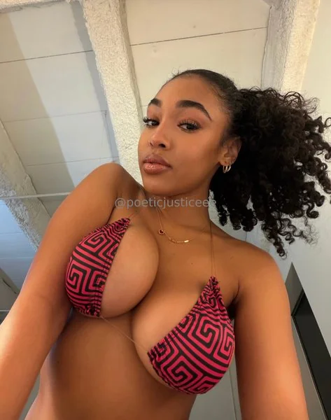 poeticjusticeee OnlyFans profile