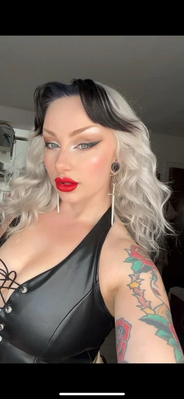 Pollyanther Exclusive OnlyFans Creator Pollyanther OnlyFans British tattooed creator