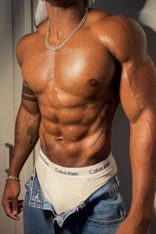 P.S.B OnlyFans Male Model Profile P.S.B OnlyFans male model with artistic aesthetic