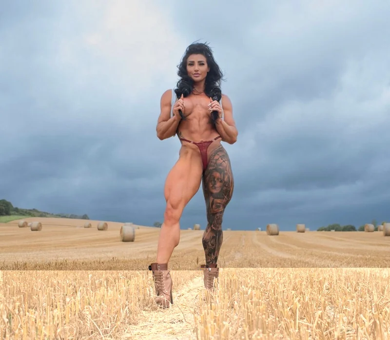 Pretzel on OnlyFans showcasing flexibility