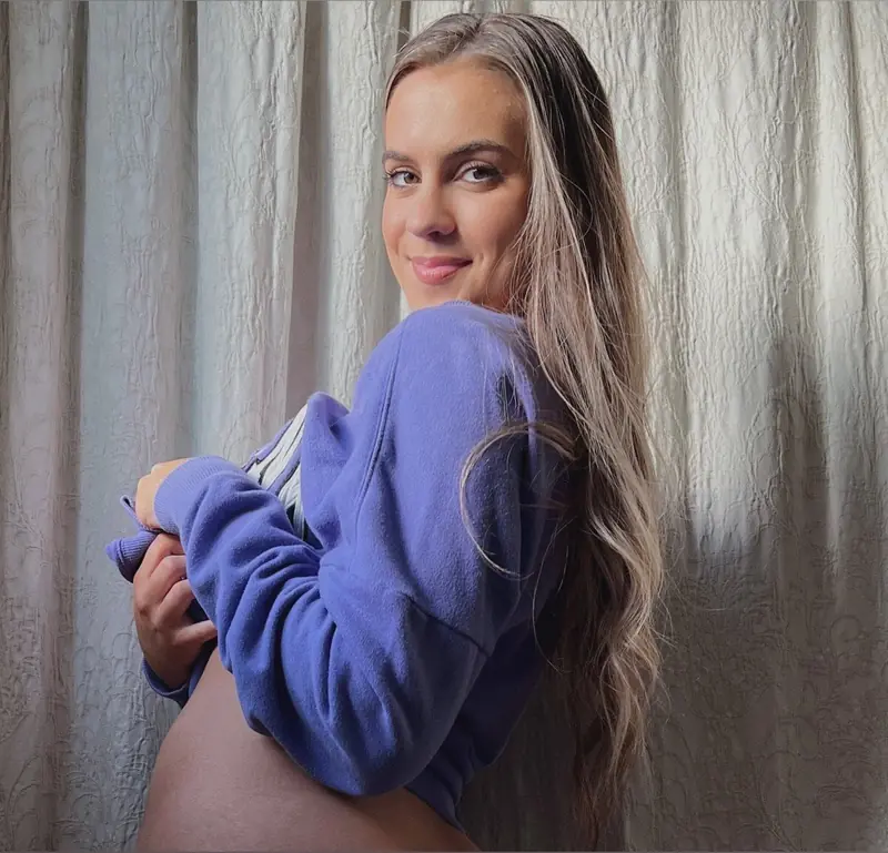 Princess Ivy FACE REVEAL Here - OnlyFans Creator Profile Picture