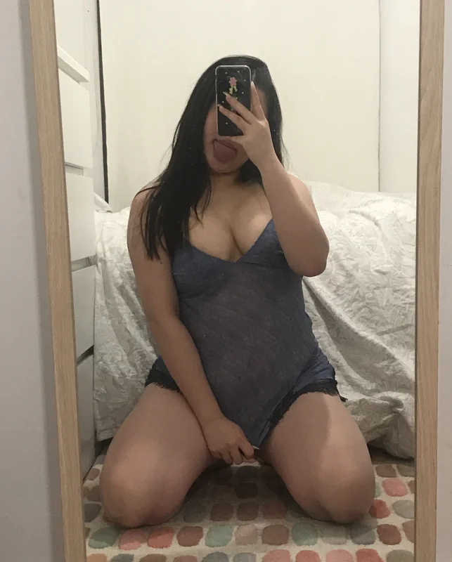 Probs OnlyFans creator with exclusive lingerie content