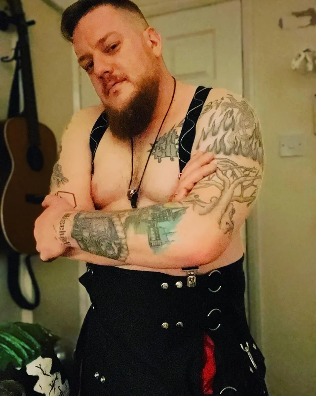 Profhuginn OnlyFans Profile Profhuginn OnlyFans Amateur Strip Artist