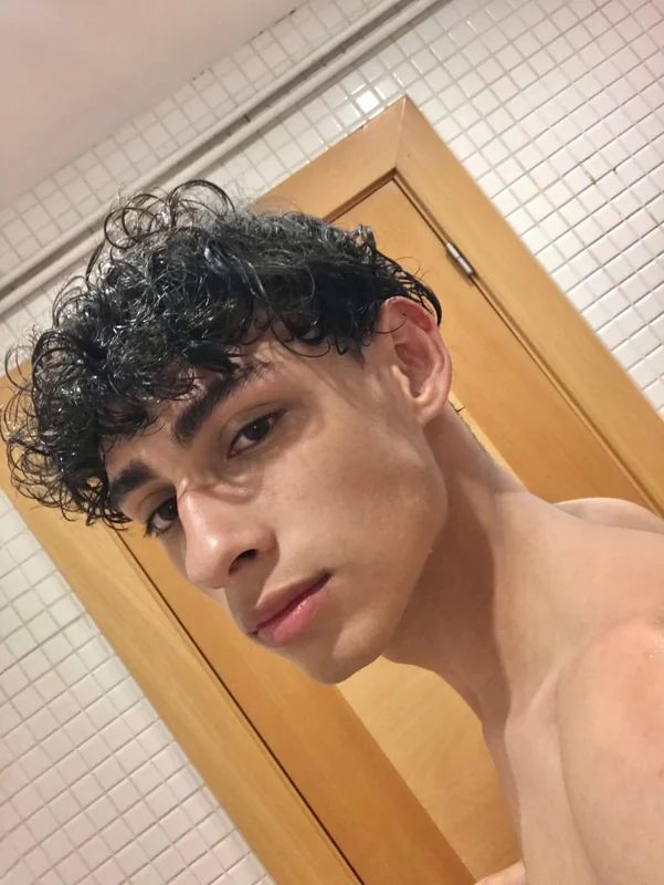 Proxout OnlyFans Creator Proxout OnlyFans exclusive content creator