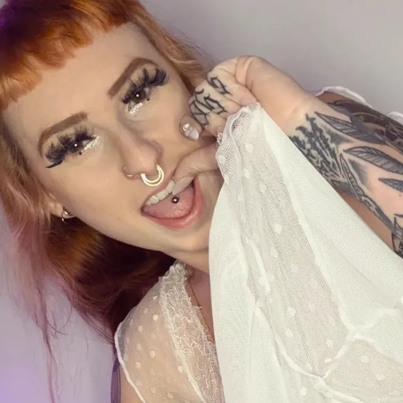 ℙ OnlyFans creator with tattoos and exclusive content