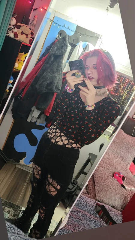 Puppygirlnixi OnlyFans Profile Puppygirlnixi OnlyFans colorful creator