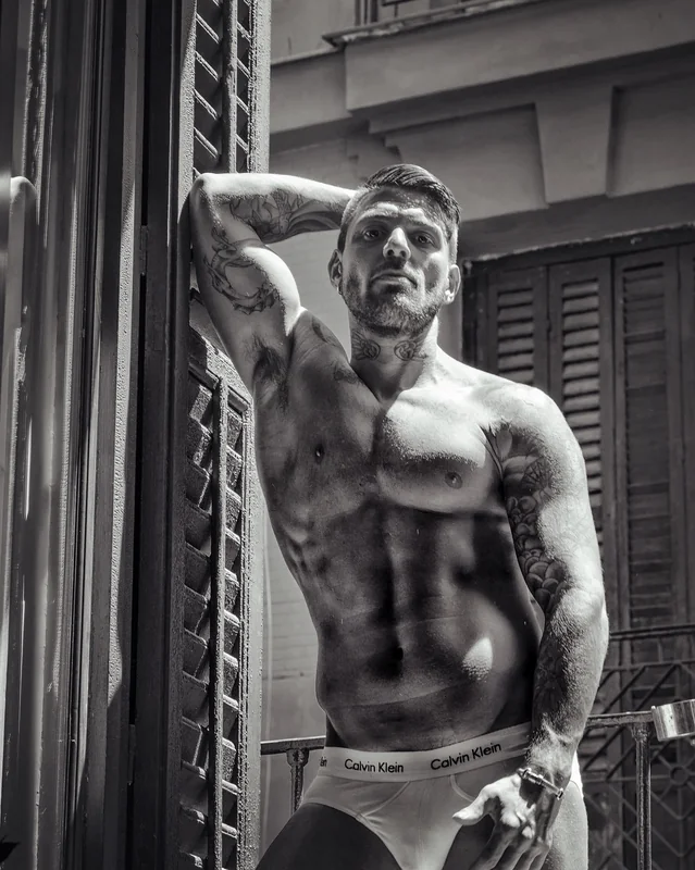 🔞Rafael Spain Xxl 😎🇪🇸 OnlyFans profile with exclusive content.