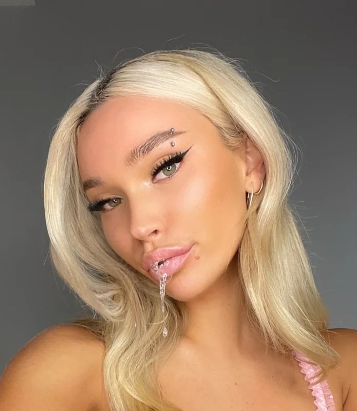 Rara Knupps - OnlyFans Creator Profile Picture