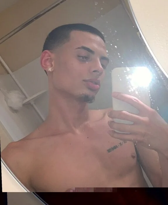 Realkingno Official OnlyFans Creator Realkingno OnlyFans Slim Tattooed Creator