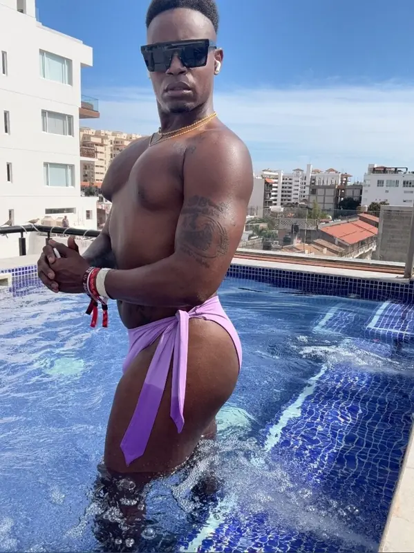 Red Couch Manor - OnlyFans Creator Profile Picture