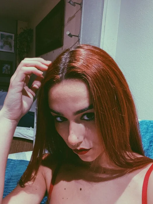 Redhotfoxy09 OnlyFans profile