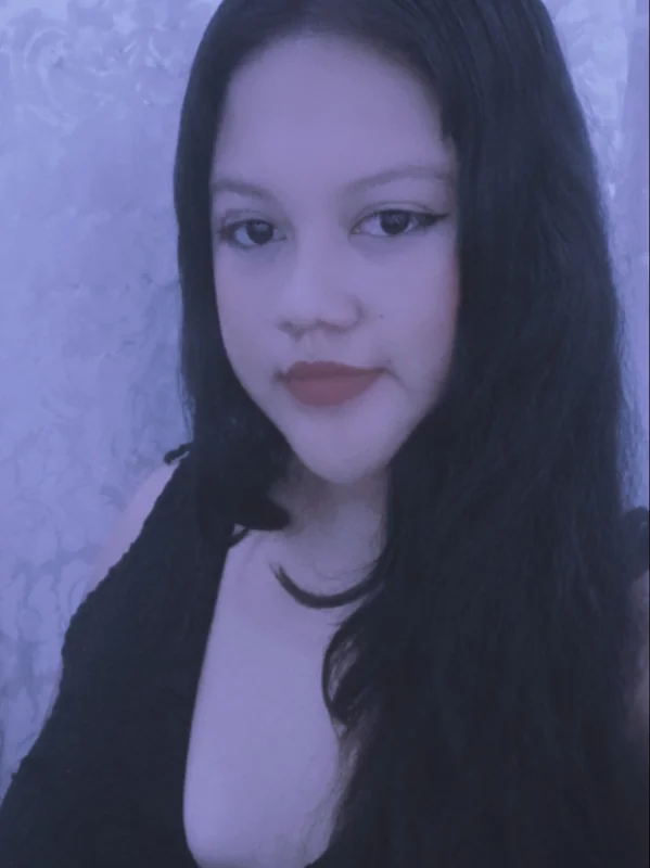 Princesa Lía OnlyFans Brunette